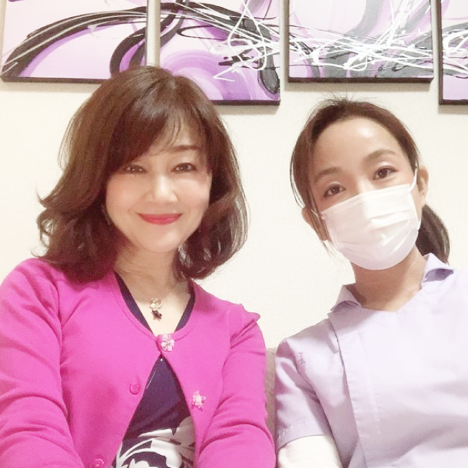 リラクゼーション施術後の写真（女性）